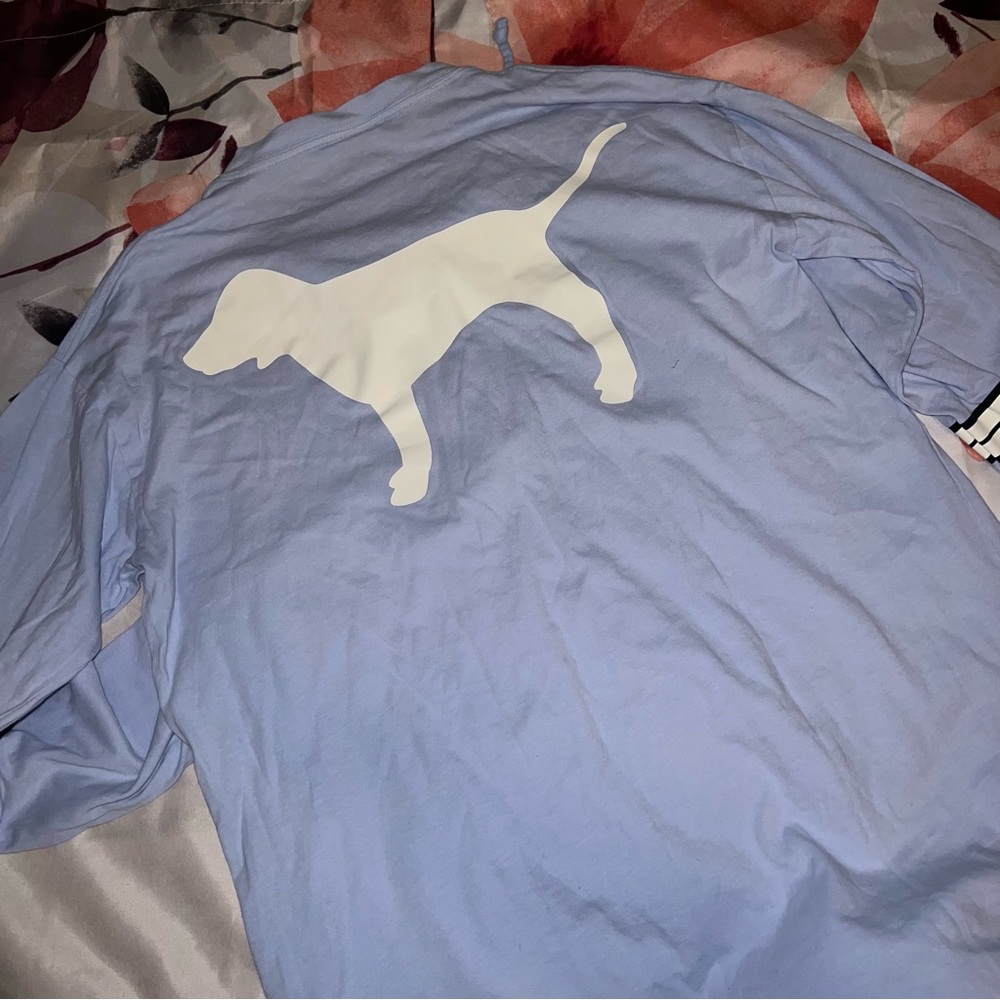Sweatshirt - Picture 2 of 2